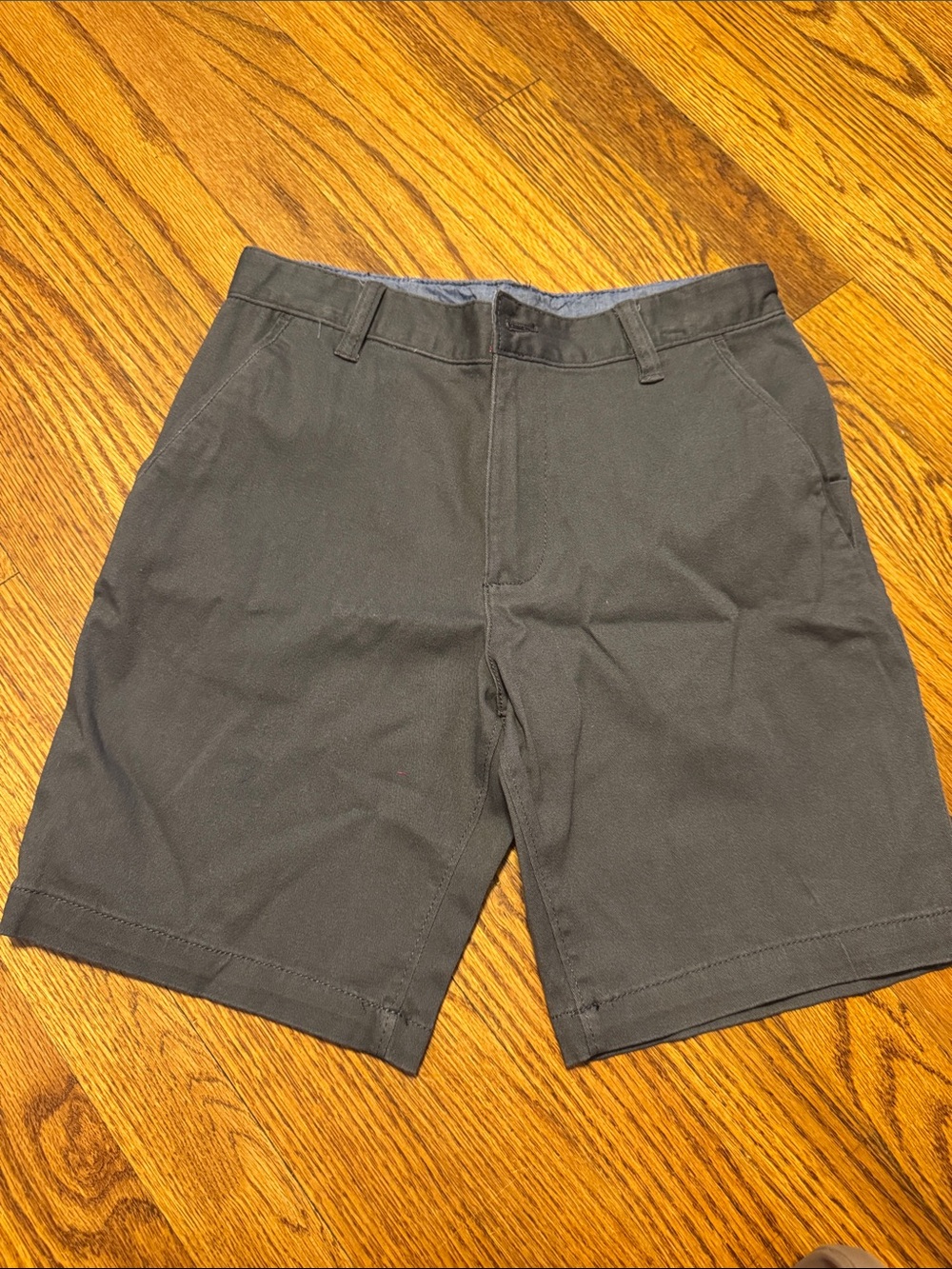 wonder nation Men's Flat-Front Shorts - Charcoal Gray